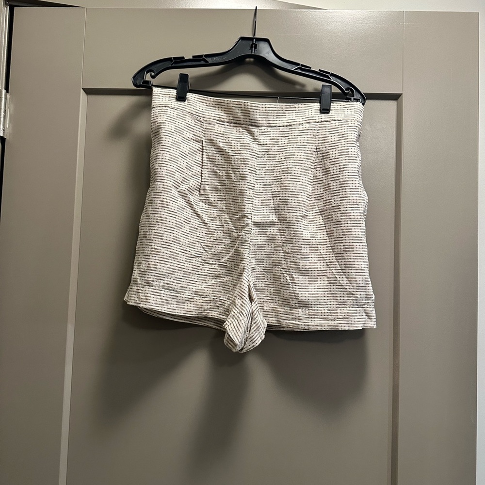 Madewell shorts. Size medium. NWT